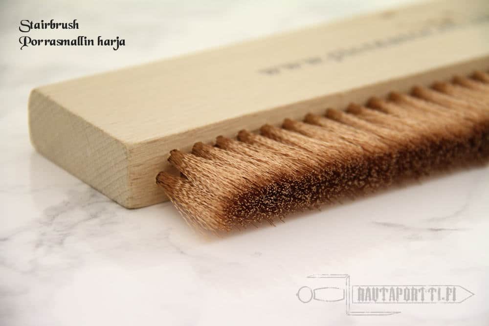 Brush with long handle, bronze wire, 0.10/12 mm Brushes