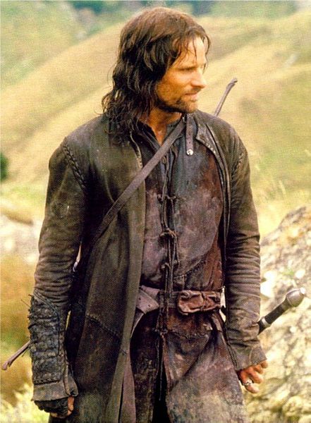 Lord of the Rings - Strider's Ranger Sword - Image 17