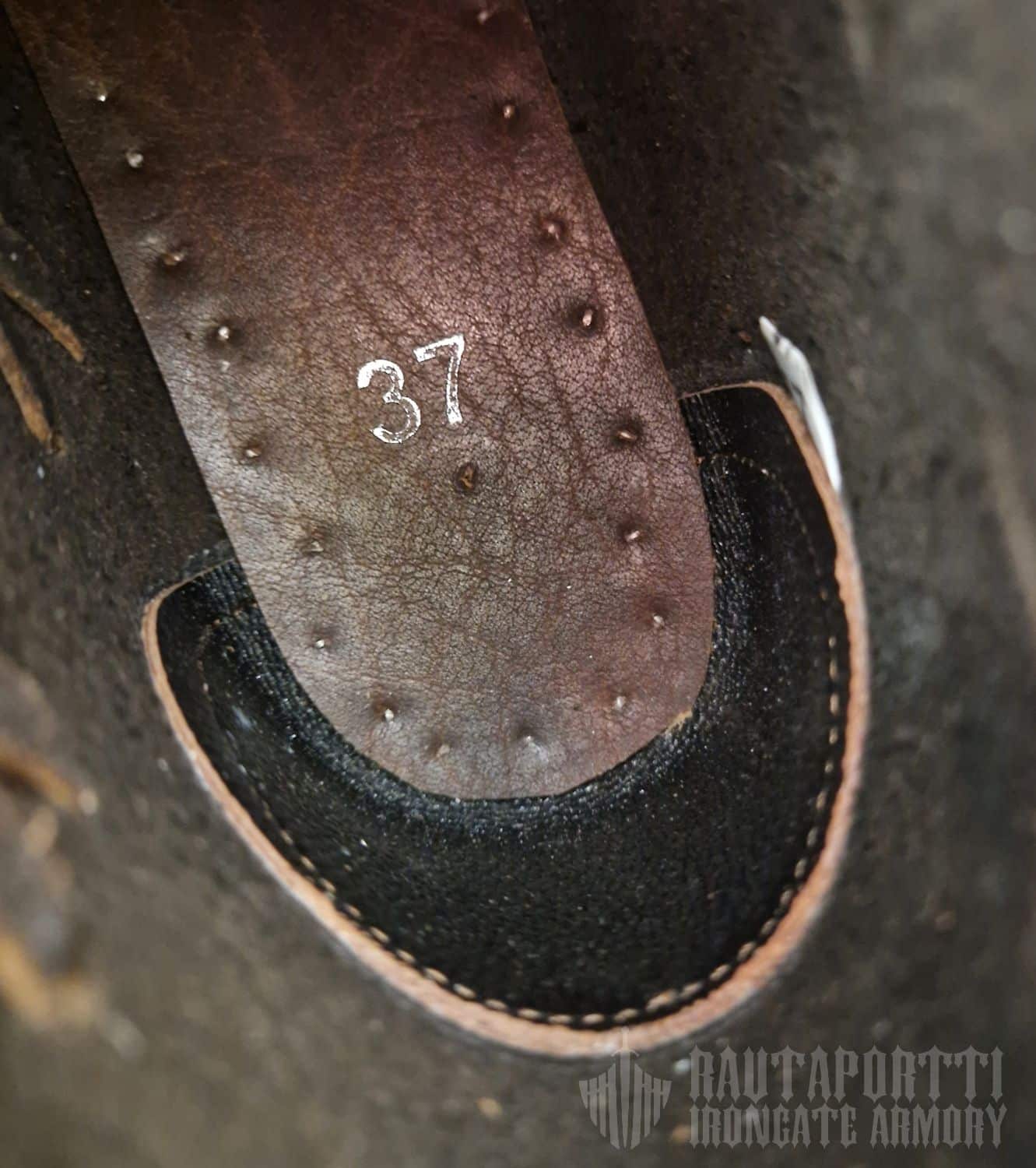 Early Medieval Jorvik Shoes with 2 Leather Buttons - Image 9