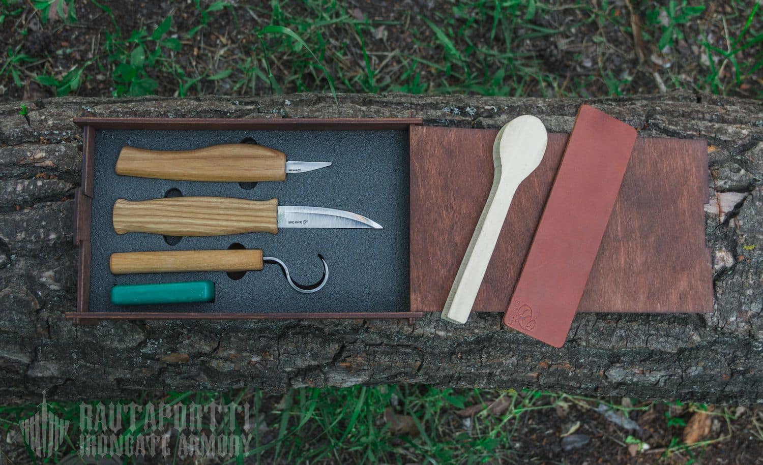 Spoon Carving Set in Giftbox -3 knives & Spoon Blank - Image 7
