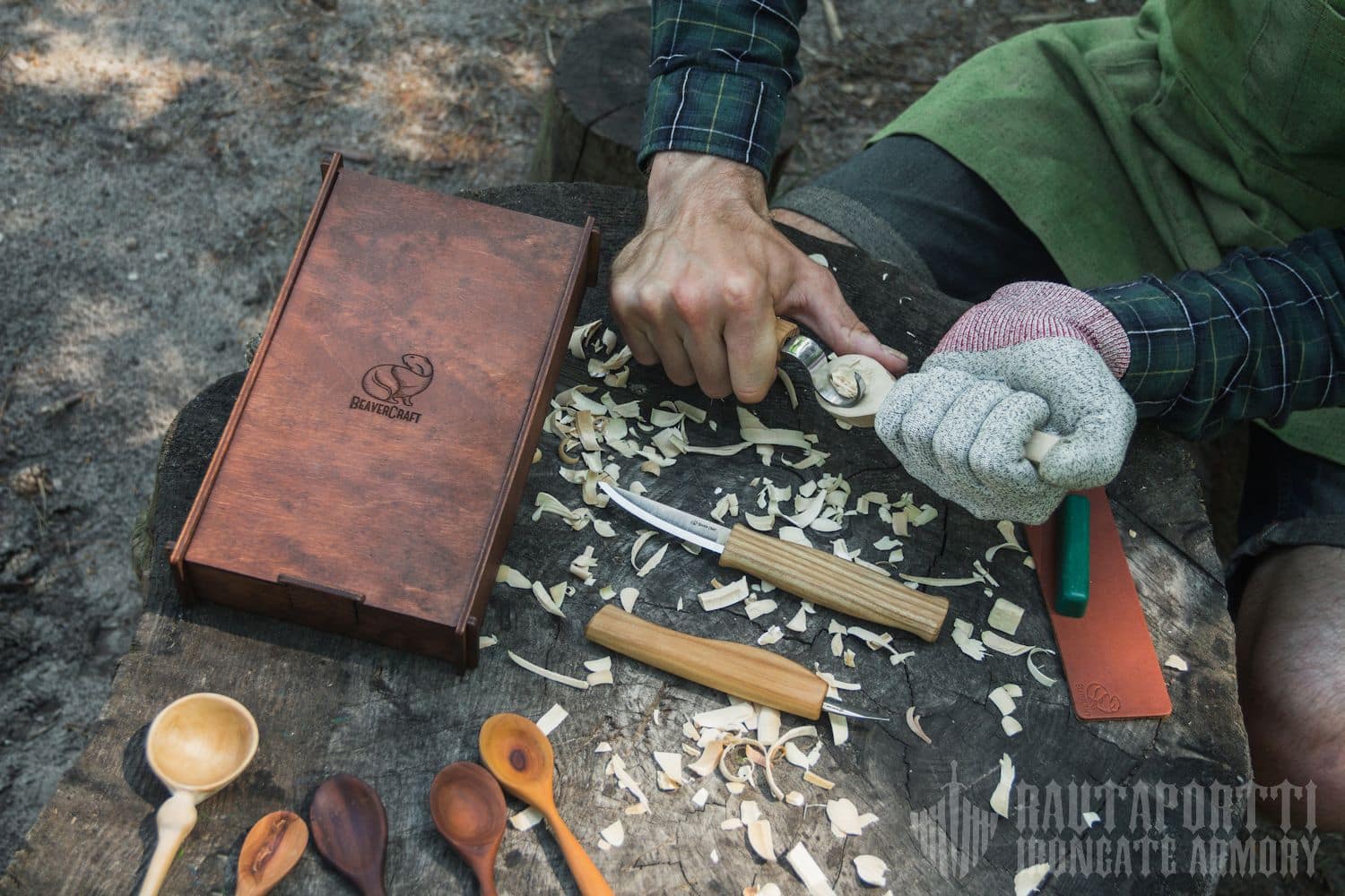 Spoon Carving Set in Giftbox -3 knives & Spoon Blank - Image 8