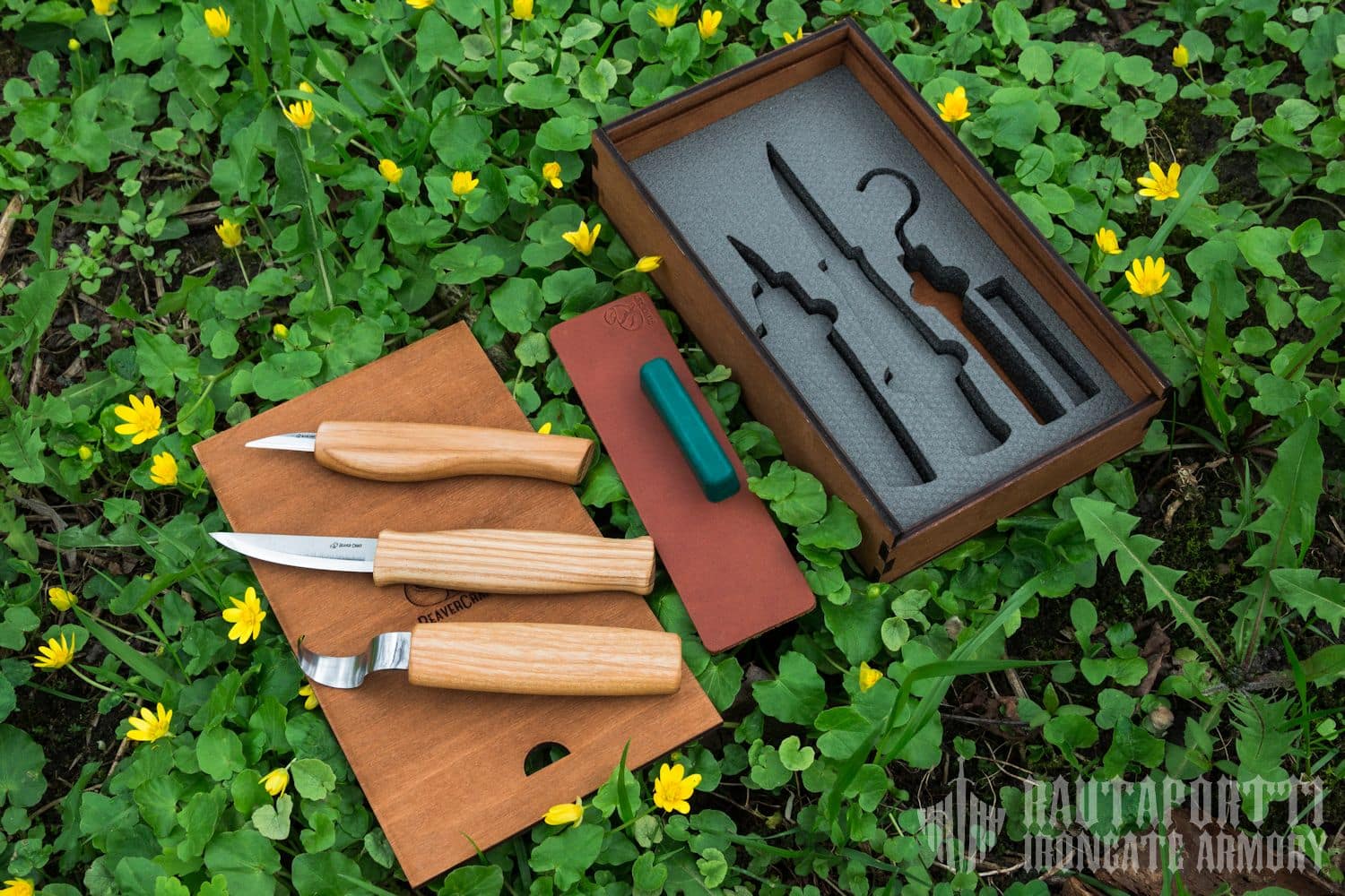 Spoon Carving Set in Giftbox -3 knives & Spoon Blank - Image 9