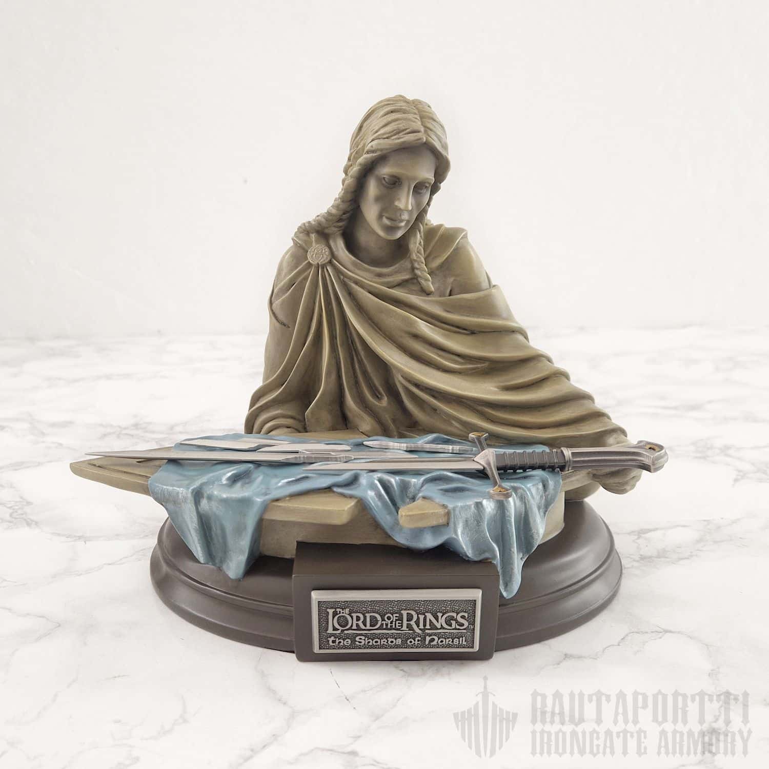 Lord of the Rings - Shards of Narsil statuette