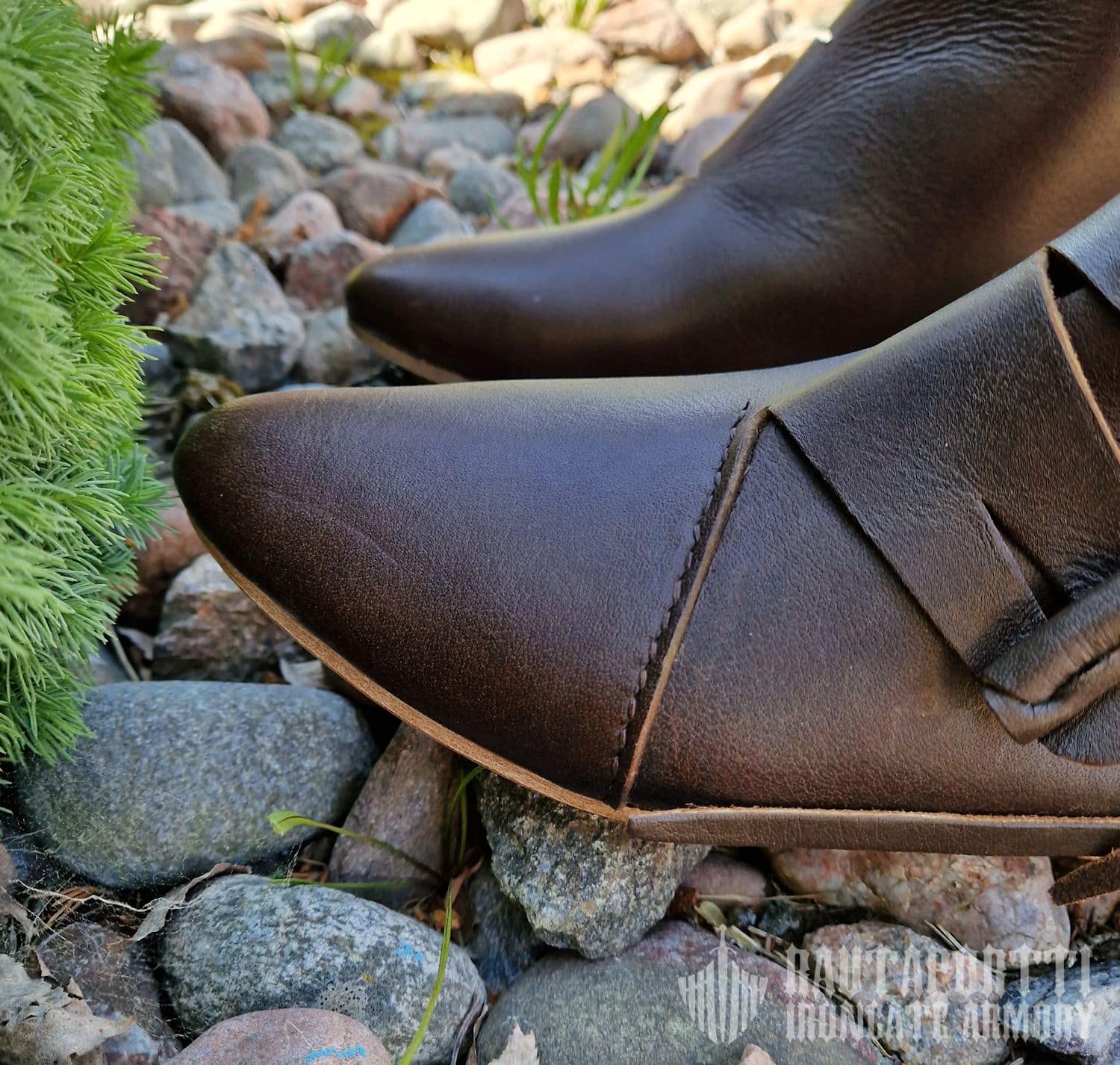 Early Medieval Jorvik Shoes with 2 Leather Buttons - Image 10